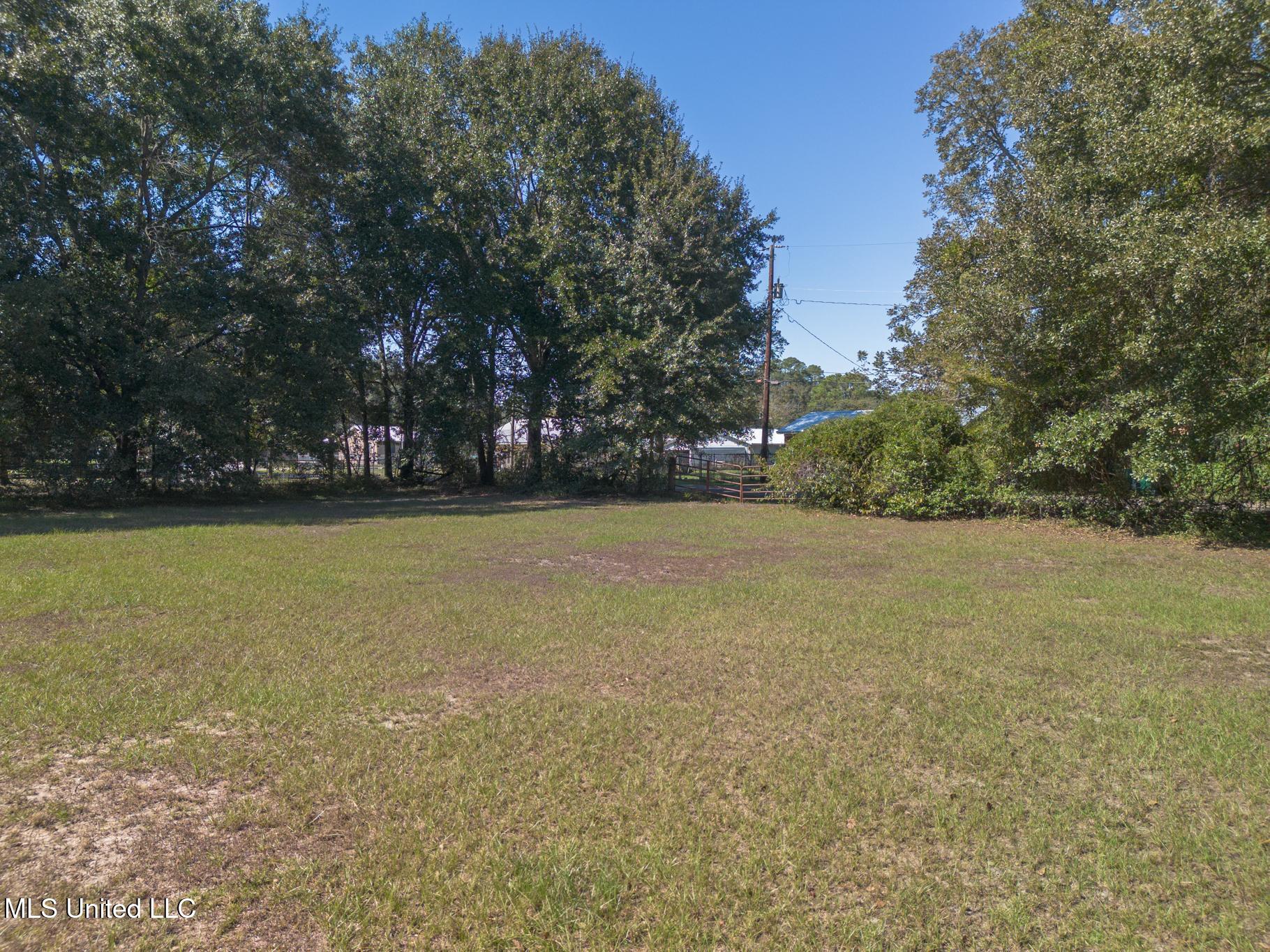 4409 29th Street Gulfport, MS 39501 - Photo 3 of 10 29-5