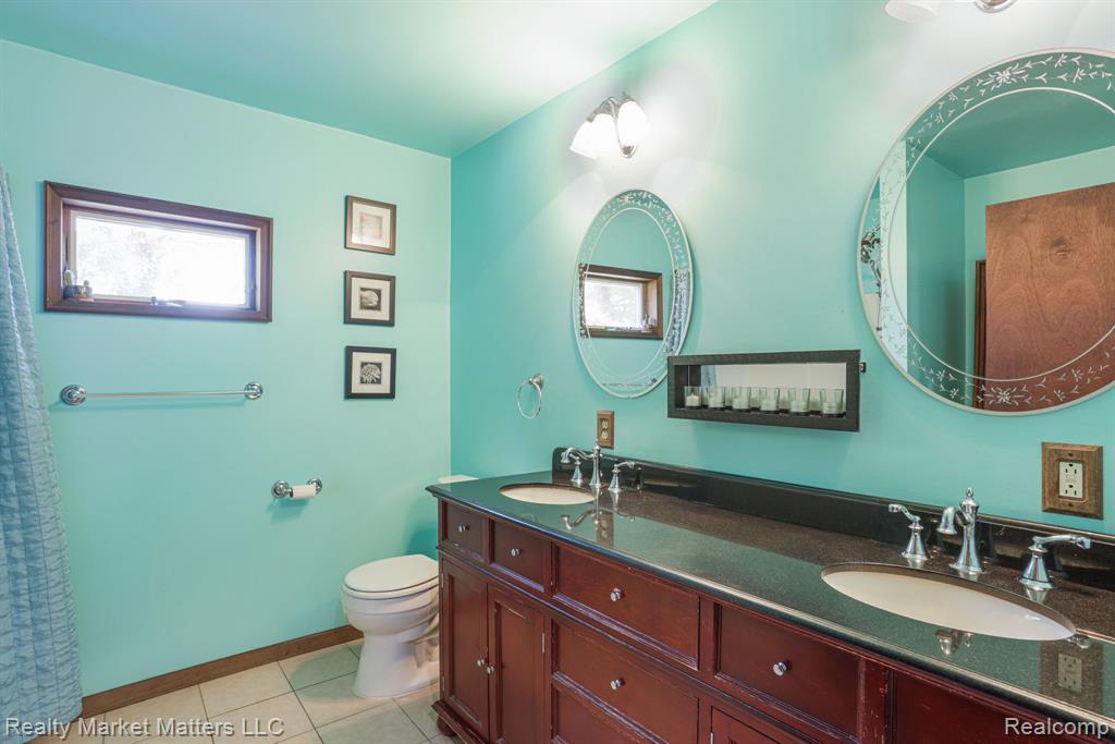 1831 Roods Lake Road Lapeer, MI 48446 - Photo 26 of 56