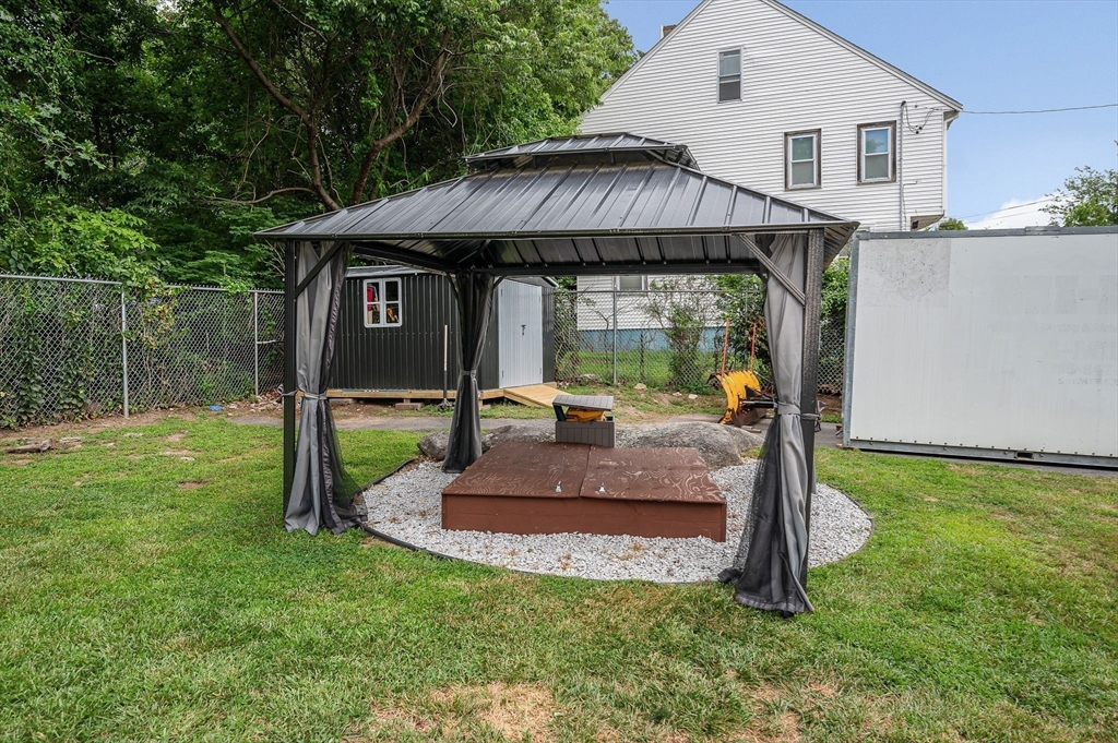 77 Valley Road Dracut, MA 01826 - Photo 33 of 42