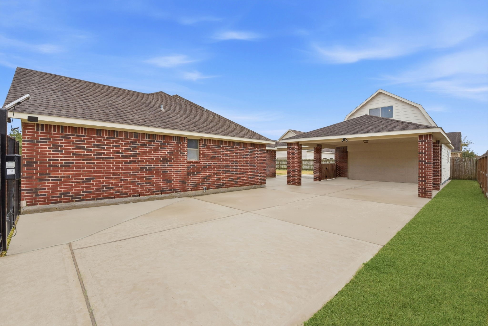 6534 Granbury Road Manvel, TX 77578 - Photo 8 of 49