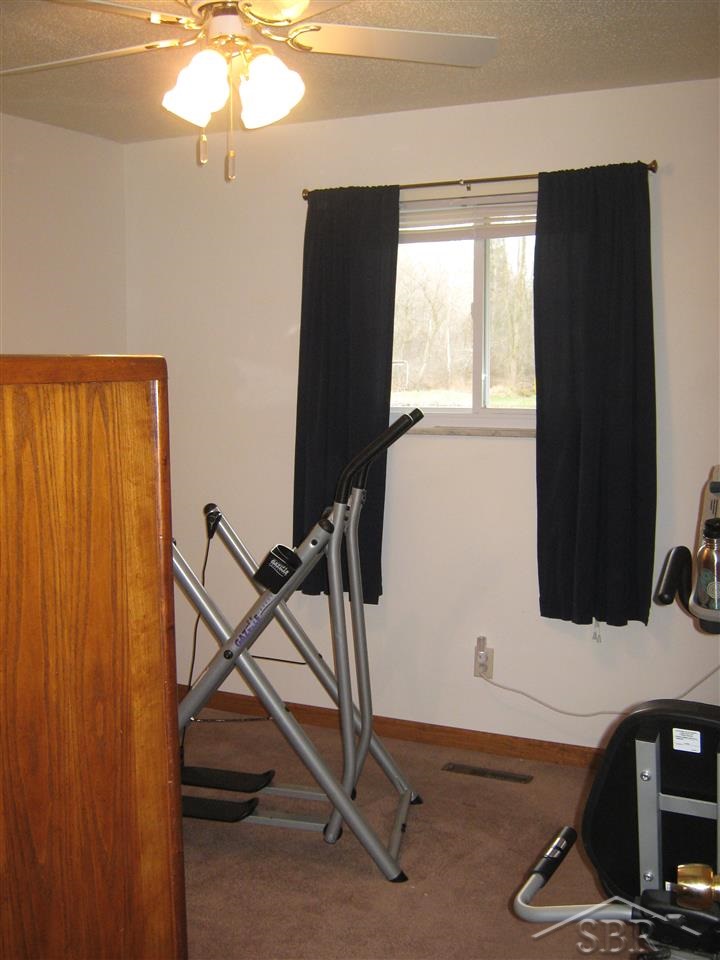 4370-72 King Road Saginaw, MI 48601 - Photo 7 of 9