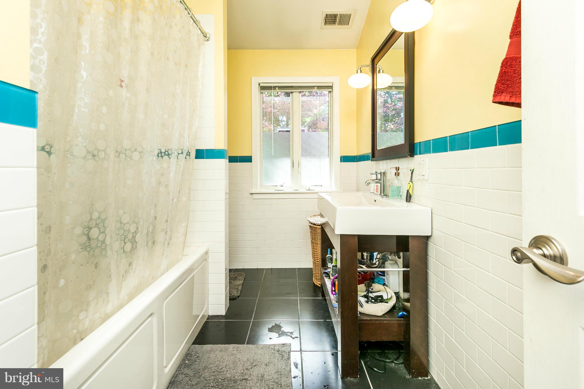 42 East Timonium Road Lutherville-Timonium, MD 21093 - Photo 19 of 24 Hall Bath
