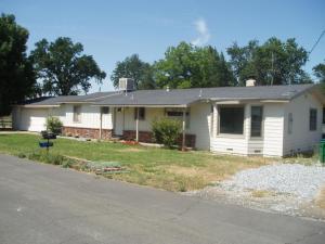 6105 Pinewood Avenue Anderson, CA 96007 - Photo 1 of 1 Front