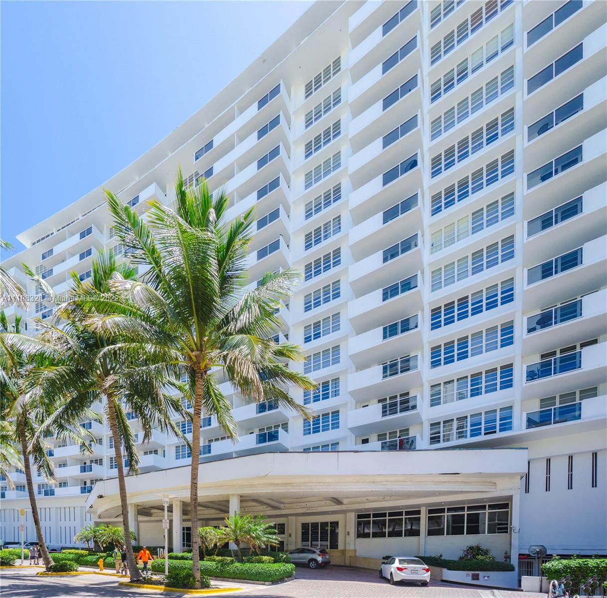 100 Lincoln Road, Unit 646 Miami Beach, FL 33139 - Photo 21 of 21 front view of a building