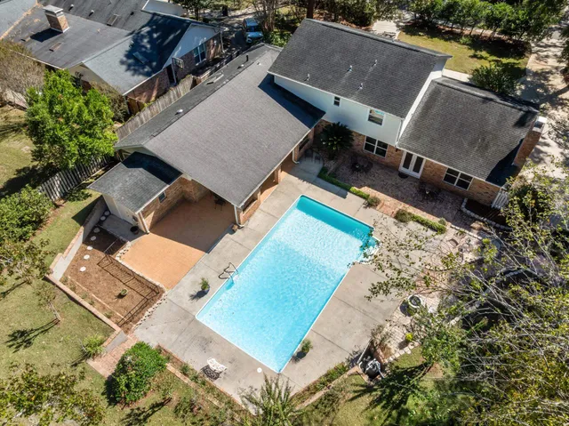 $865,000 | 2510 Armistead Road, Tallahassee, FL 32308