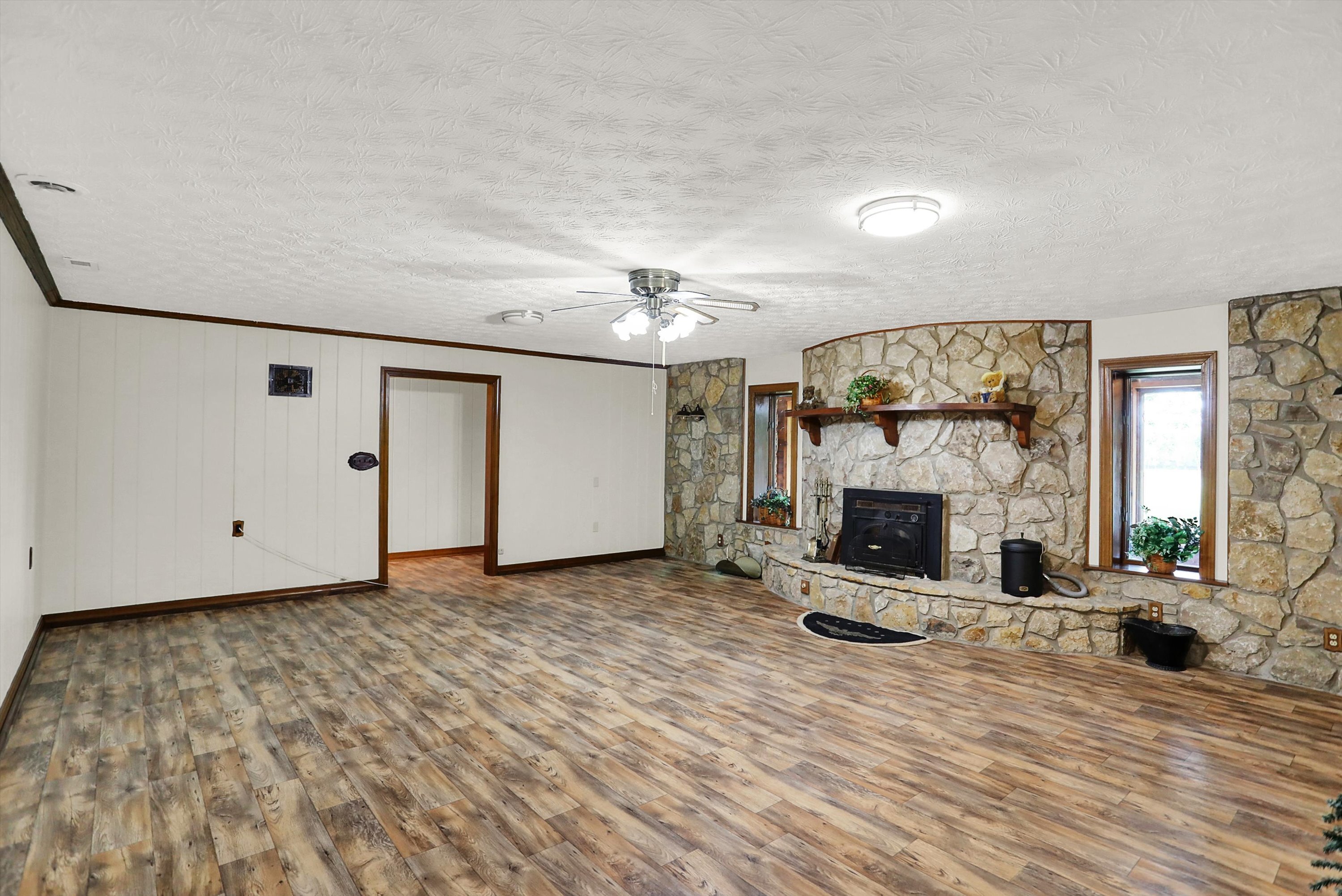 9813 West S R 142 Quincy, IN 47456 - Photo 32 of 59