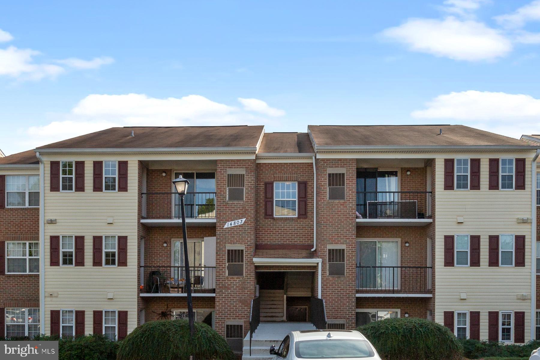 14803 Rydell Road, Unit 301 Centreville, VA 20121 - Photo 2 of 27
