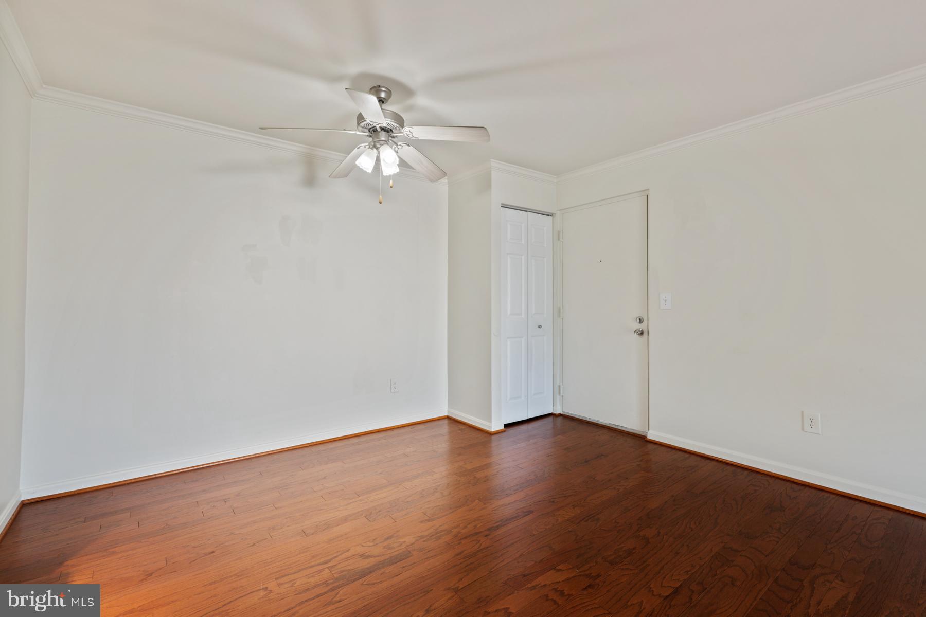 14803 Rydell Road, Unit 301 Centreville, VA 20121 - Photo 6 of 27