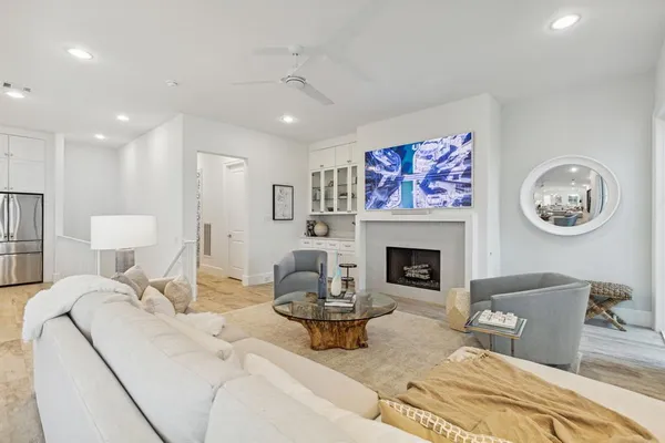 $1,895,000 | 13740 Waterside Court, Malakoff, TX 75148