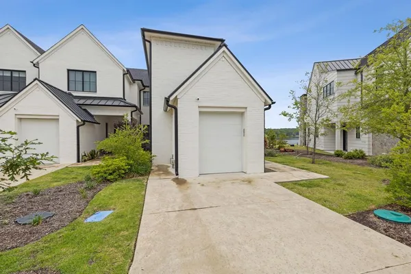 $1,895,000 | 13740 Waterside Court, Malakoff, TX 75148