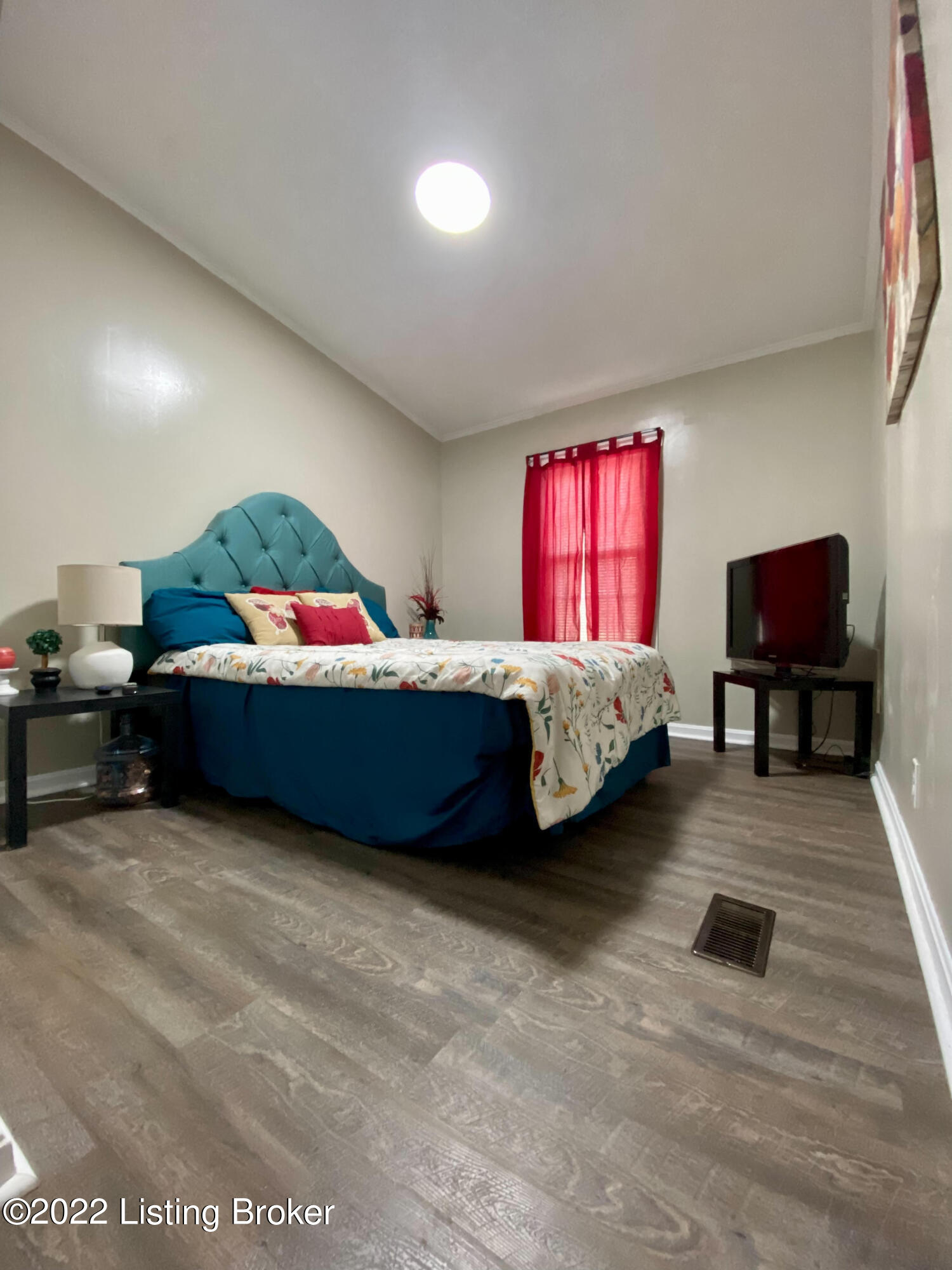 242 Sycamore Trace Road Elizabethtown, KY 42701 - Photo 20 of 37 Bedroom 2
