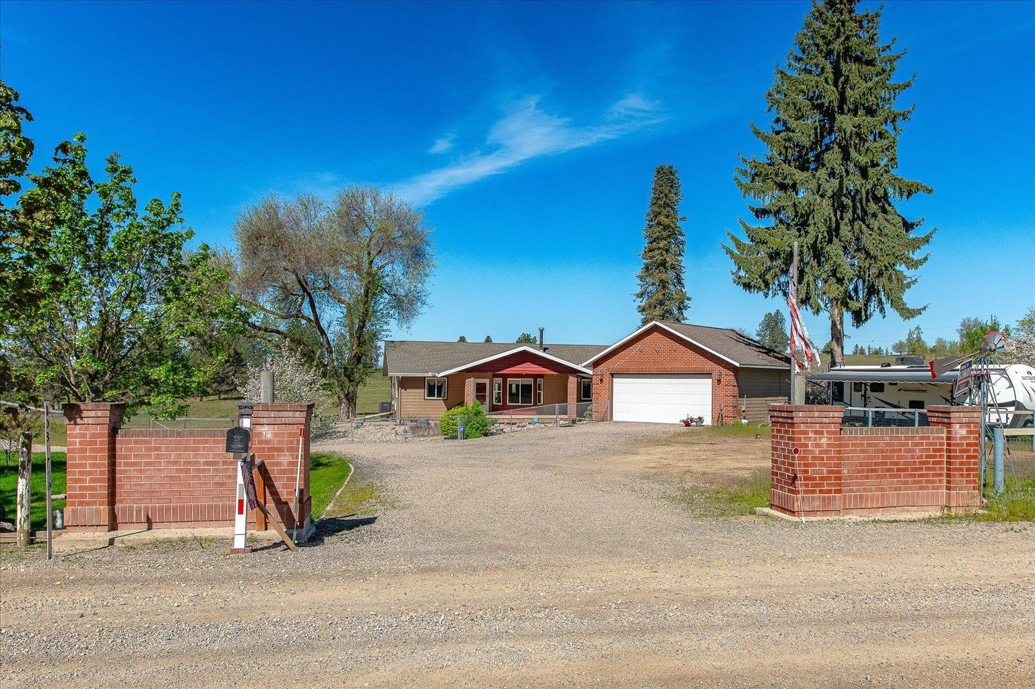 40817 North Dunn Road Elk, WA 99009 - Photo 1 of 50