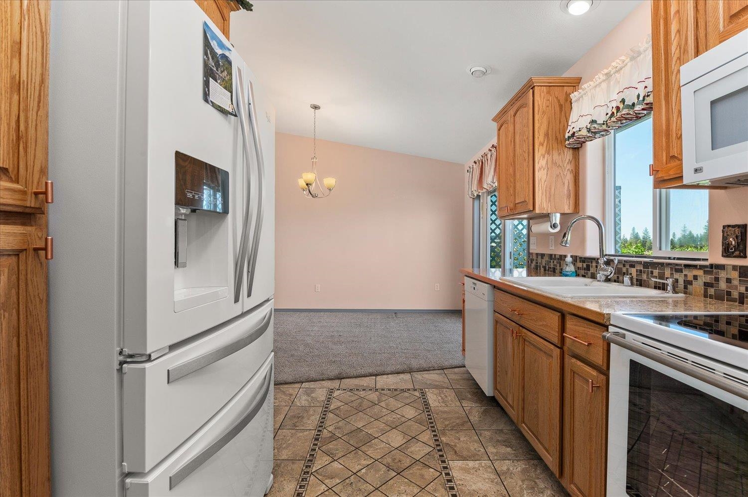 40817 North Dunn Road Elk, WA 99009 - Photo 17 of 50