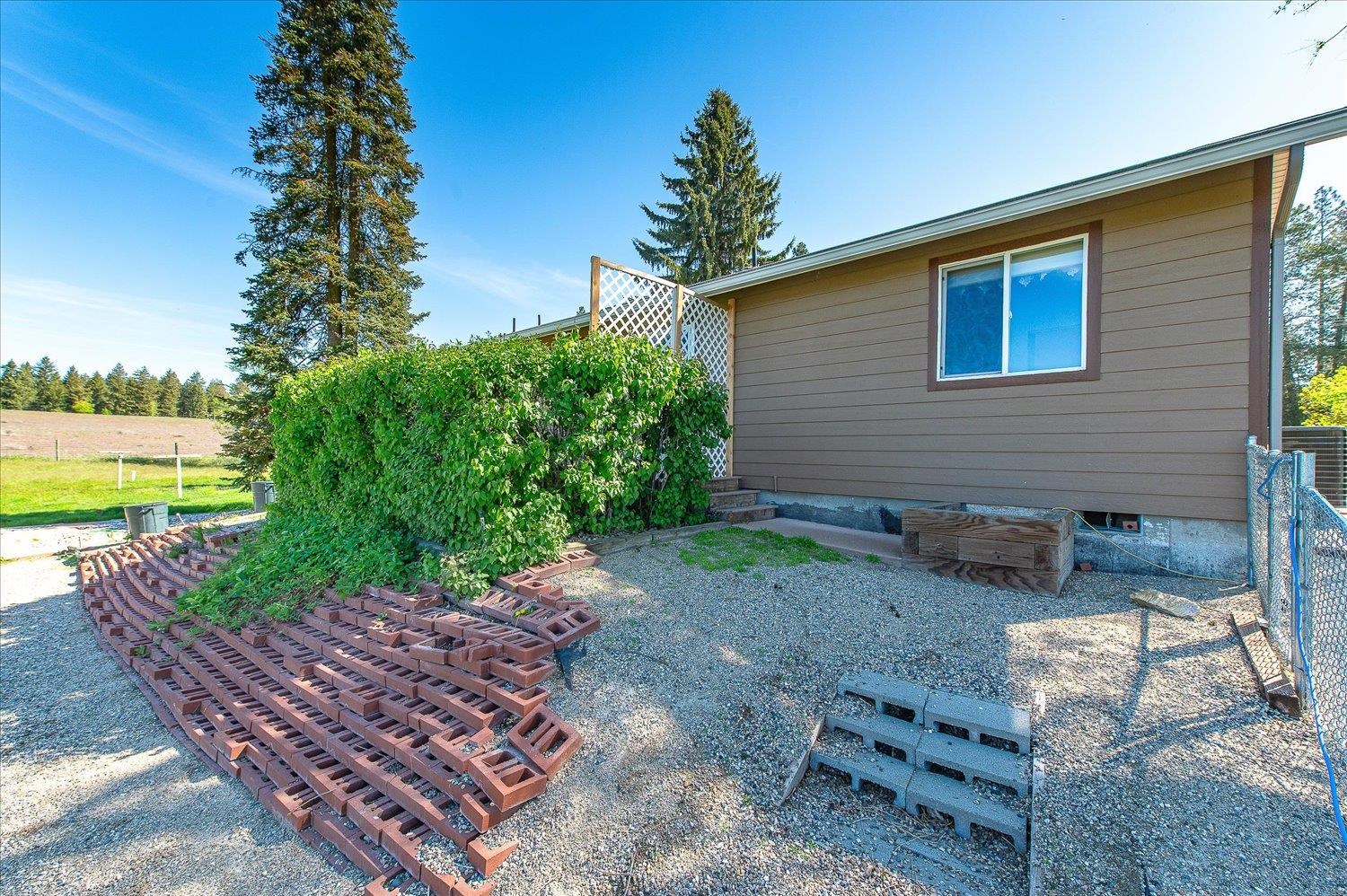 40817 North Dunn Road Elk, WA 99009 - Photo 34 of 50