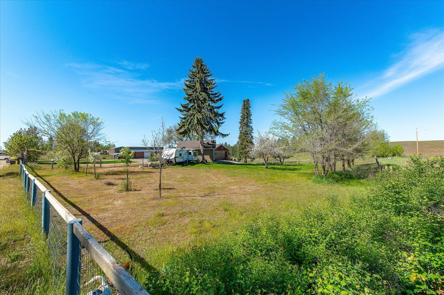 40817 North Dunn Road Elk, WA 99009 - Photo 38 of 50