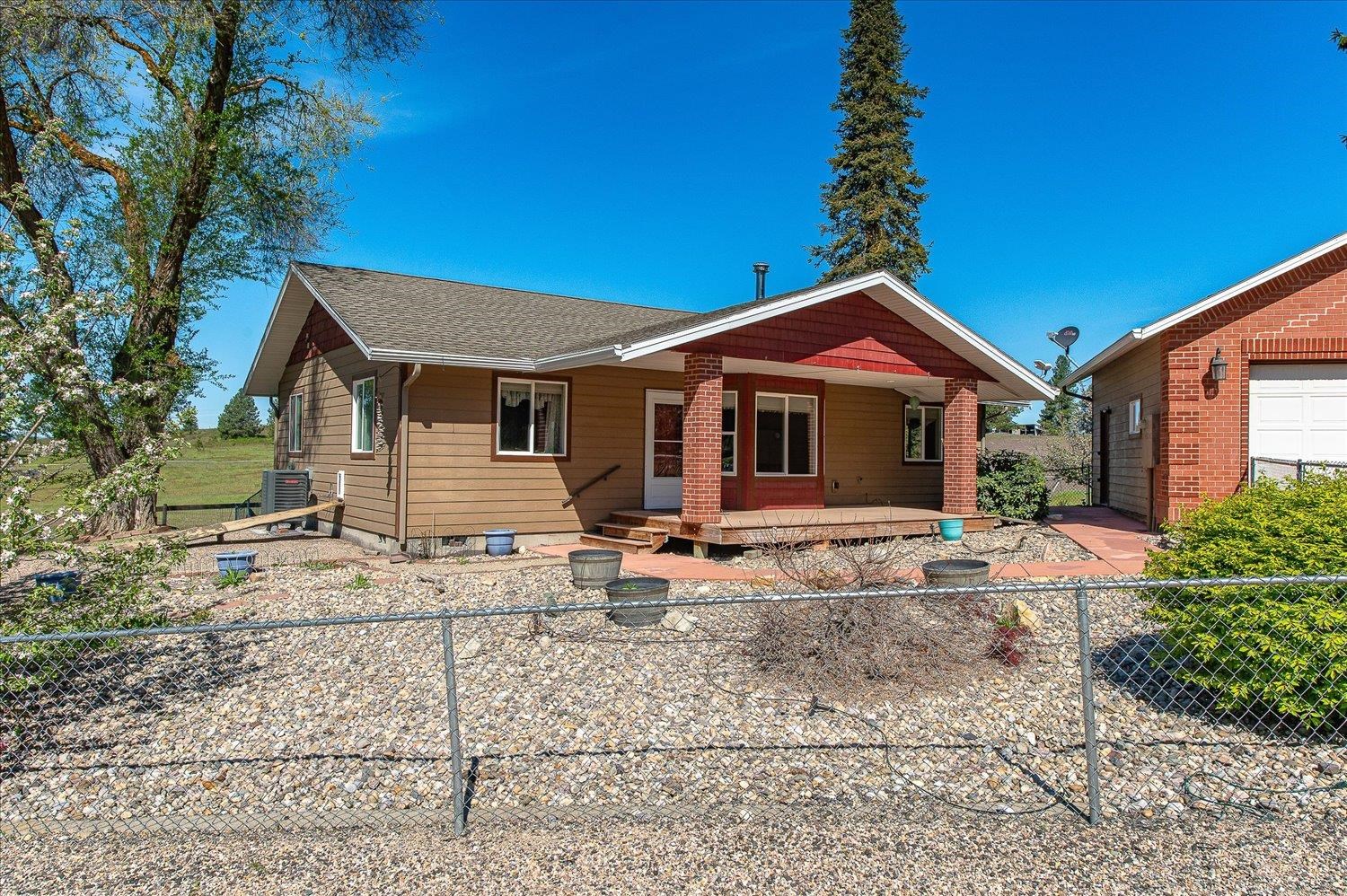 40817 North Dunn Road Elk, WA 99009 - Photo 5 of 50