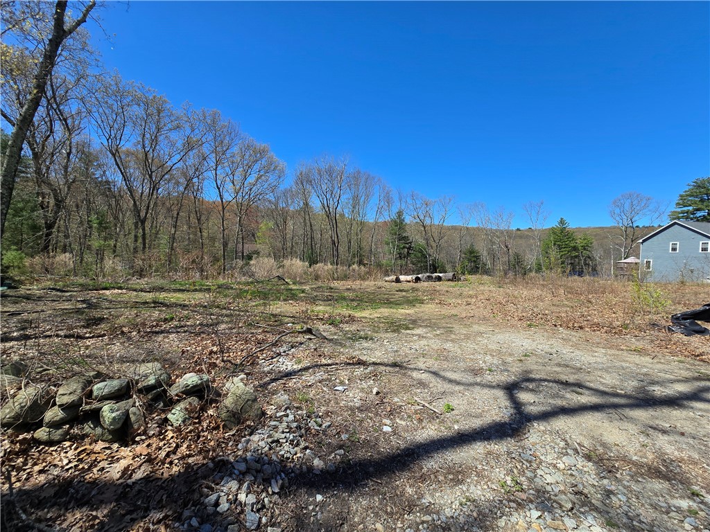 210 Log Road Smithfield, RI 02917 - Photo 3 of 8