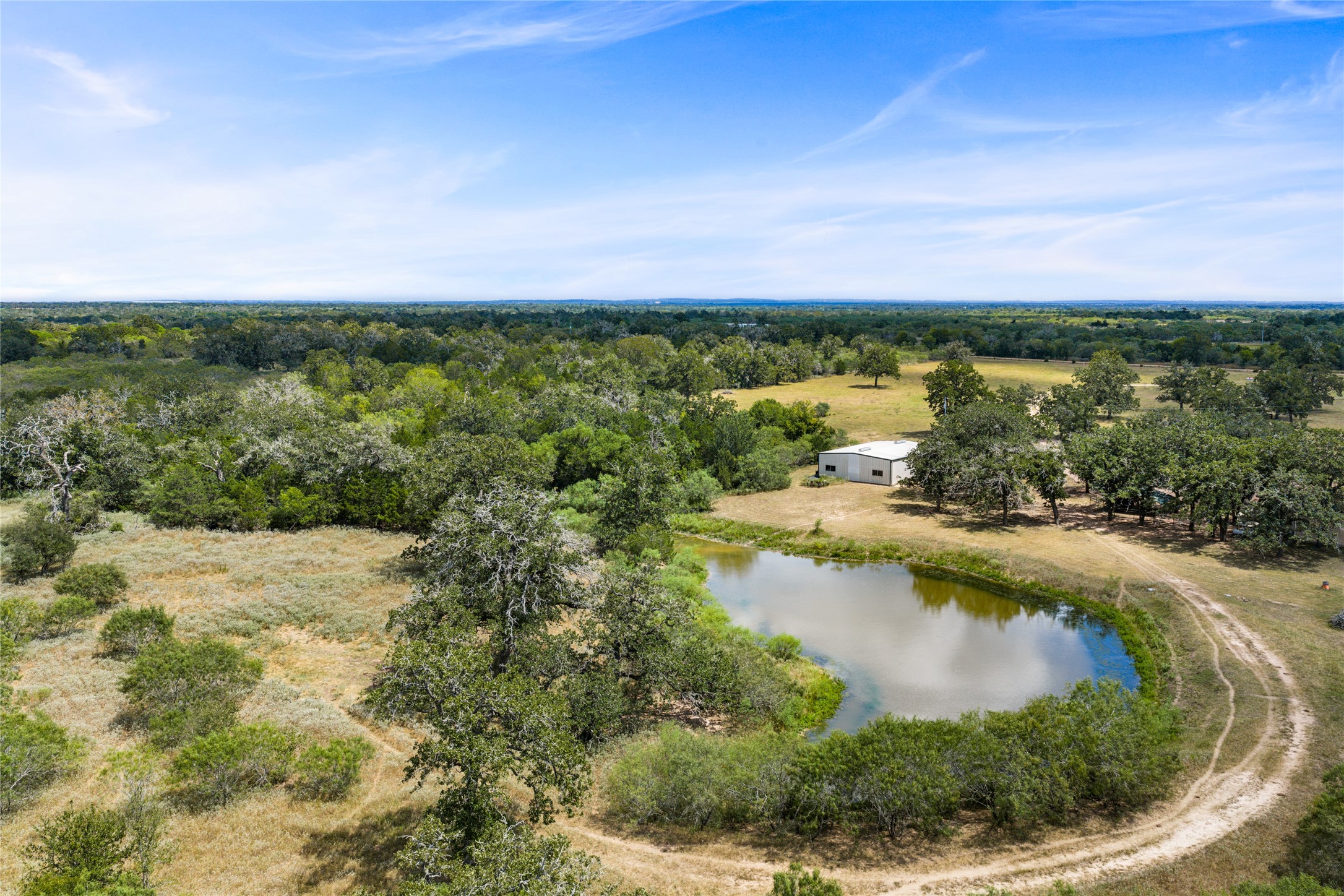 7135 Brown Road Flatonia, TX 78941 - Photo 20 of 26 Gallery Image 20