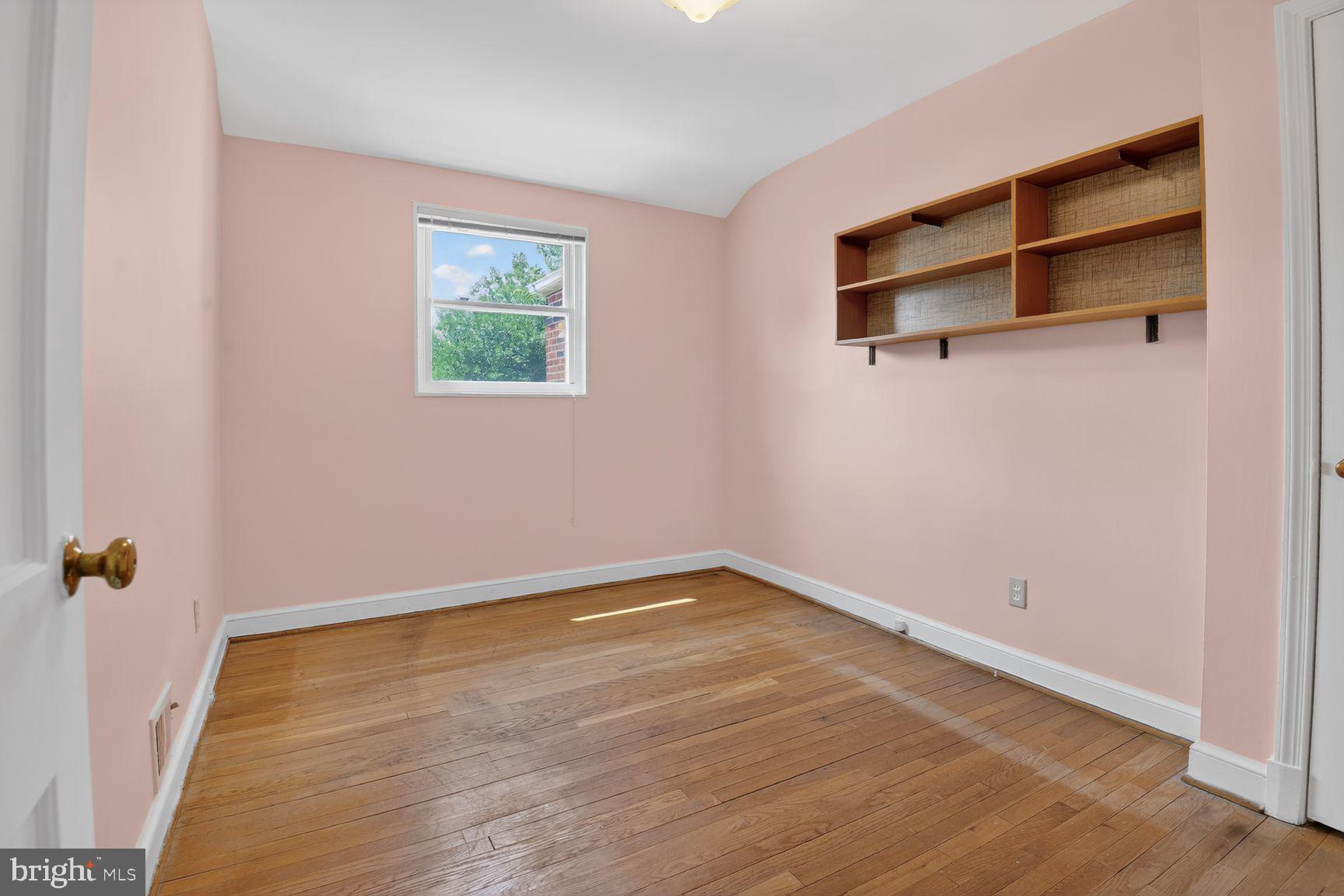 11015 Burnley Terrace Silver Spring, MD 20902 - Photo 16 of 29 Bedroom #2
