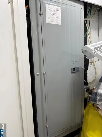 a view of utility room