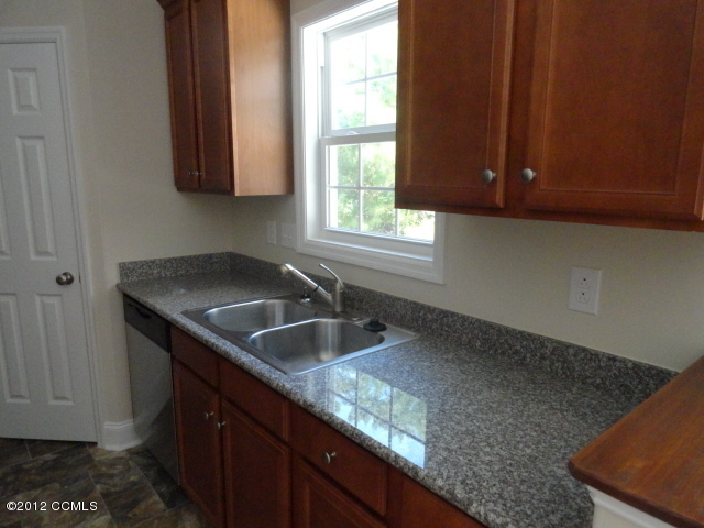 211 Sand Run Road Havelock, NC 28532 - Photo 26 of 44 Granite coiuntertiop