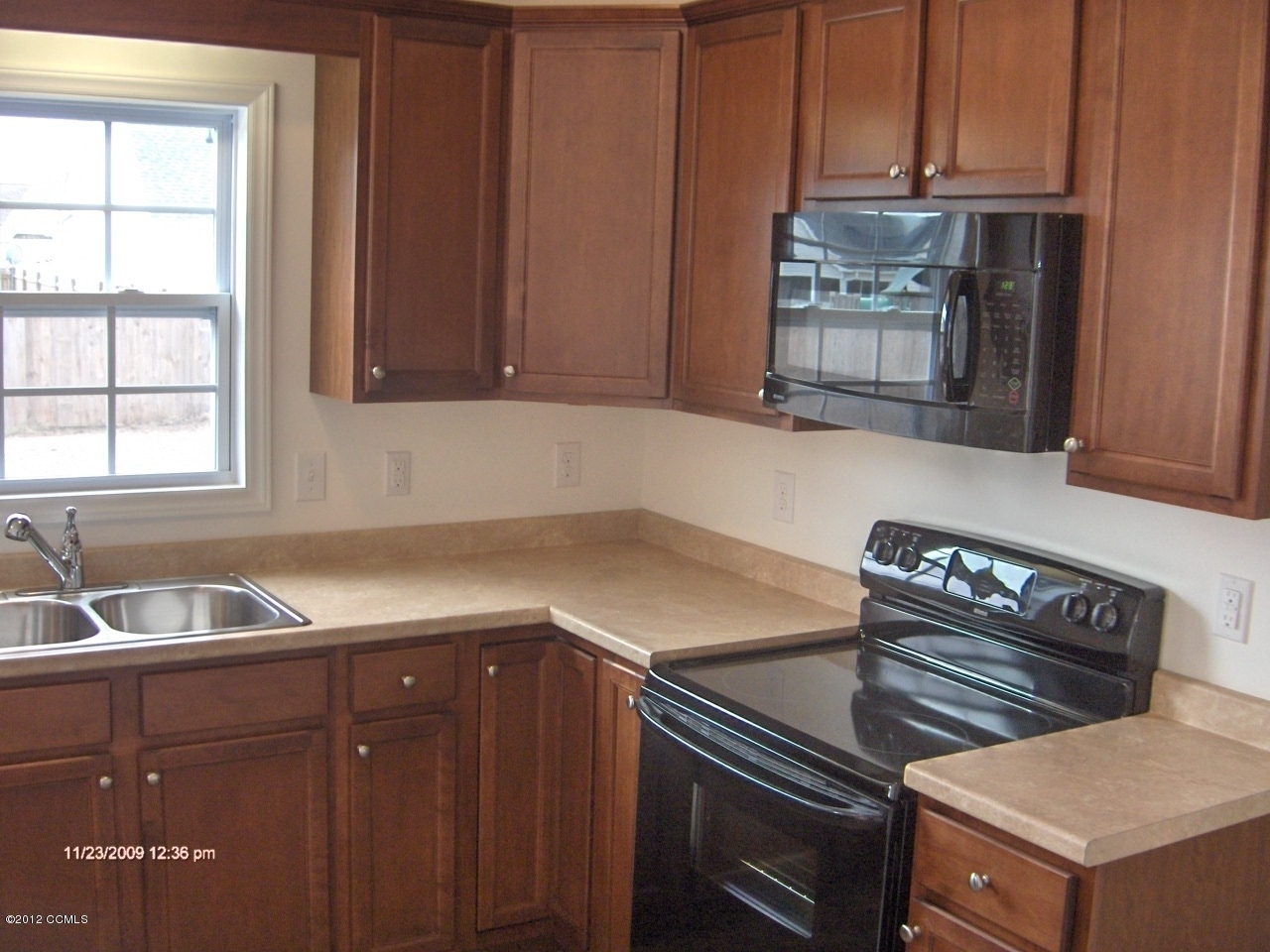 211 Sand Run Road Havelock, NC 28532 - Photo 8 of 44 range microwave