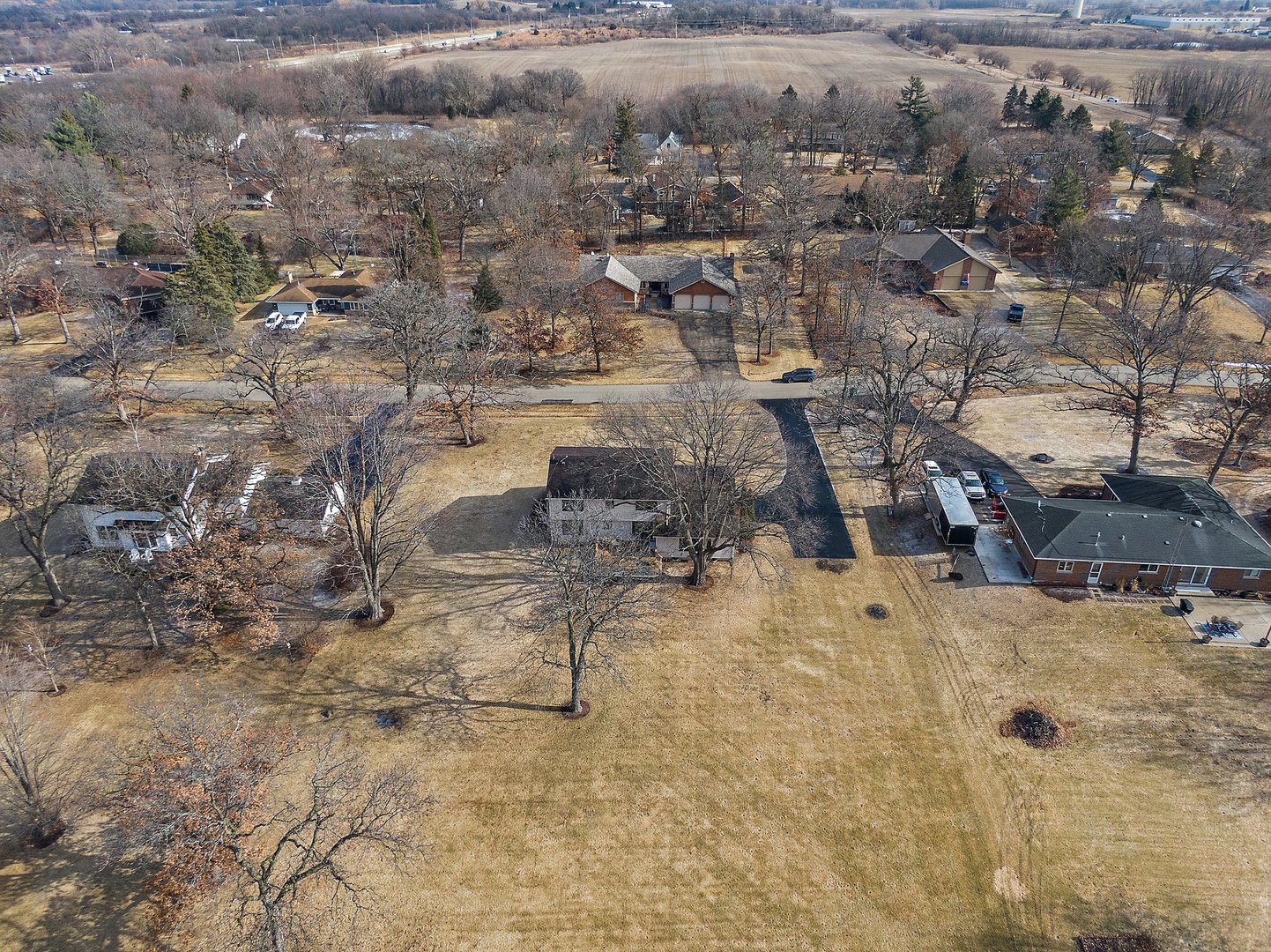 19N112 Felsmith Road Hampshire, IL 60140 - Photo 8 of 33 Gallery Image 8