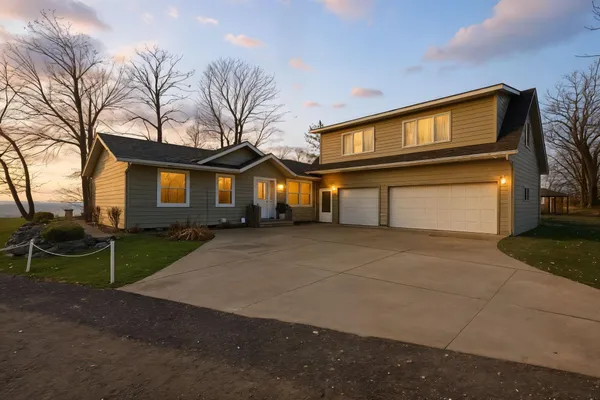 $650,000 | 1575 White Cloud Drive South, Isle, MN 56342