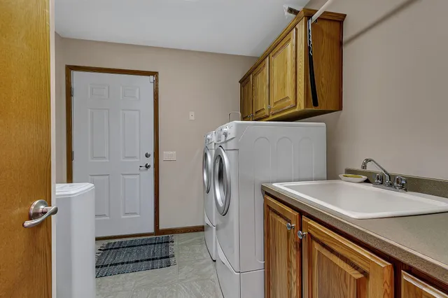 $730,000 | 1575 White Cloud Drive South, Isle, MN 56342