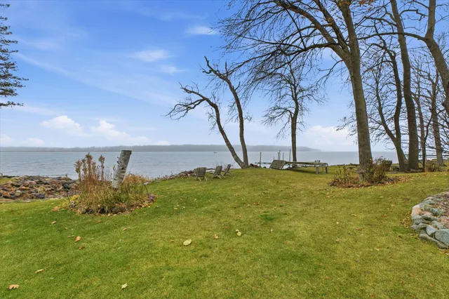 $730,000 | 1575 White Cloud Drive South, Isle, MN 56342