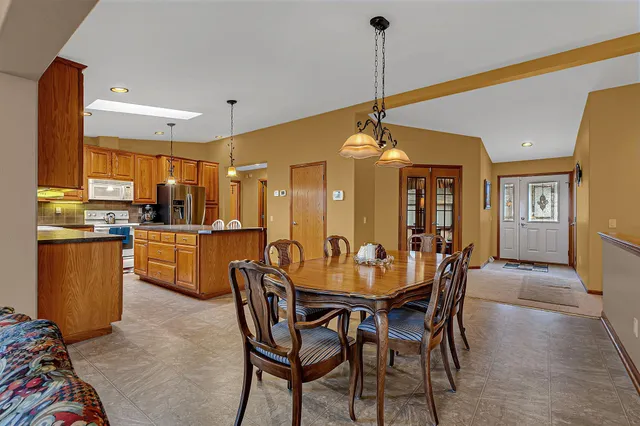 $730,000 | 1575 White Cloud Drive South, Isle, MN 56342