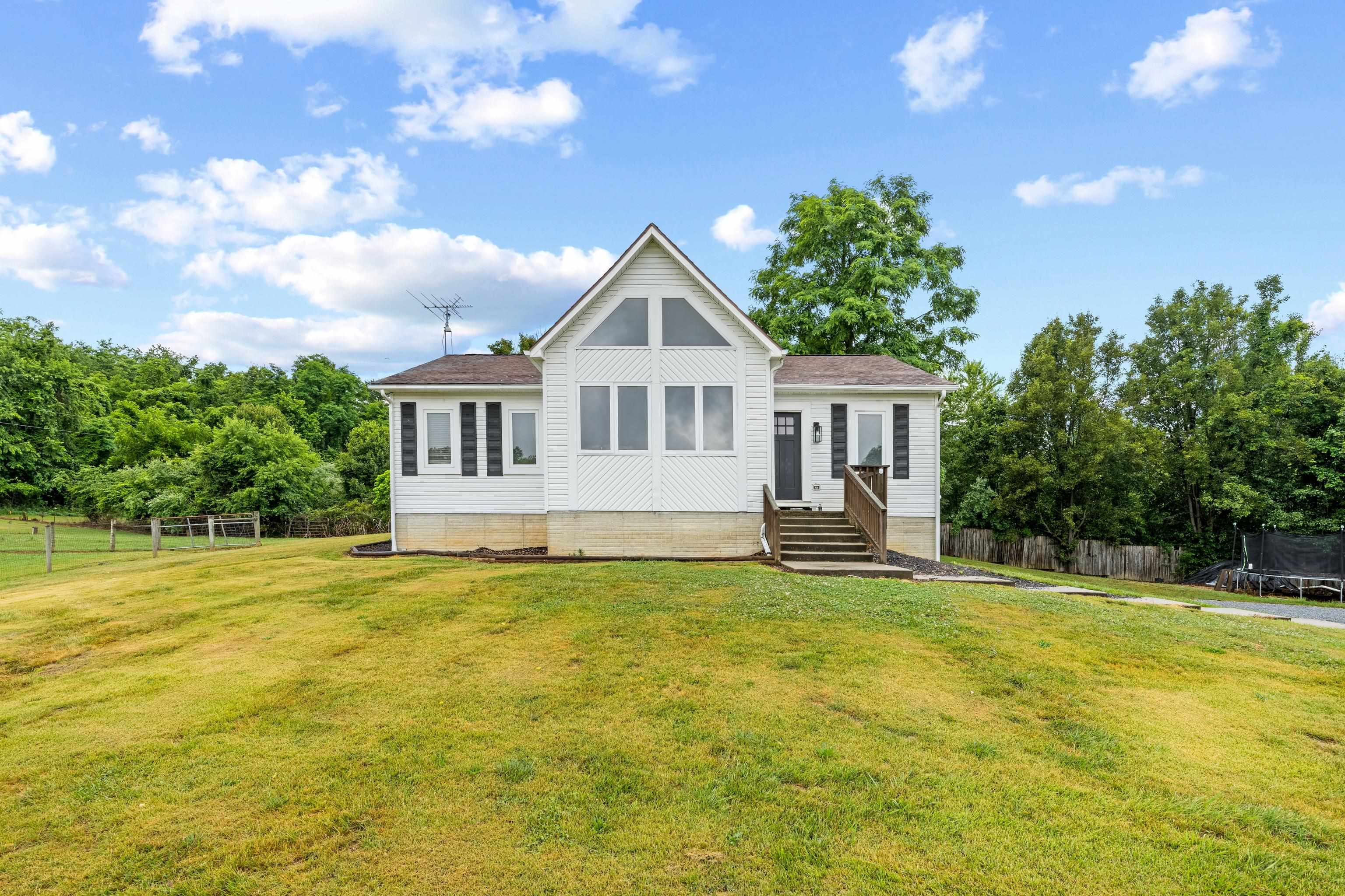 2425 Old Greenville Road Staunton, VA 24401 - Photo 3 of 67