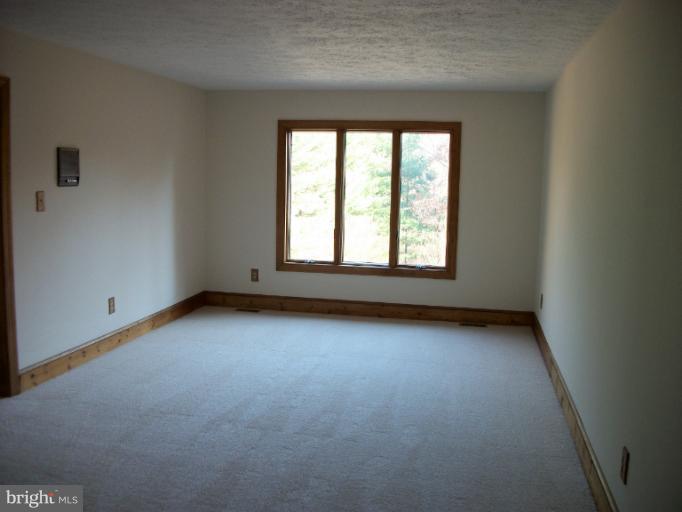 16002 Baden Naylor Road Brandywine, MD 20613 - Photo 8 of 15 Roomey
