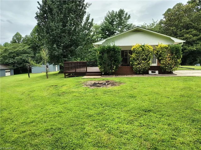 $399,500 | 153 Hooker Trail, Mount Airy, NC 27030