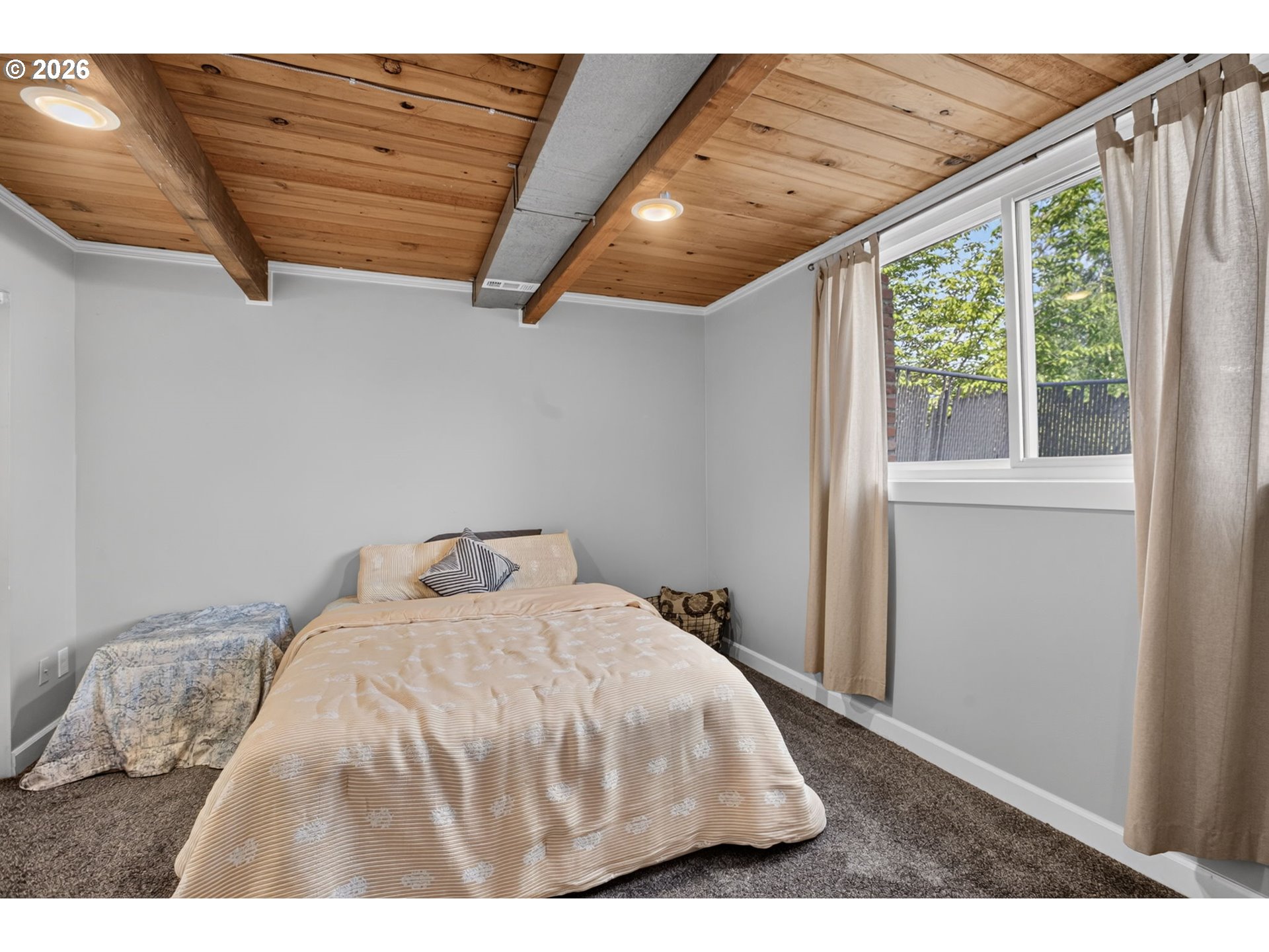 1386 Southwest 4th Street Gresham, OR 97080 - Photo 21 of 28