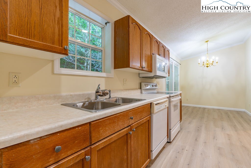 1207 Laurel Branch Road Vilas, NC 28692 - Photo 14 of 35 Gallery Image 14