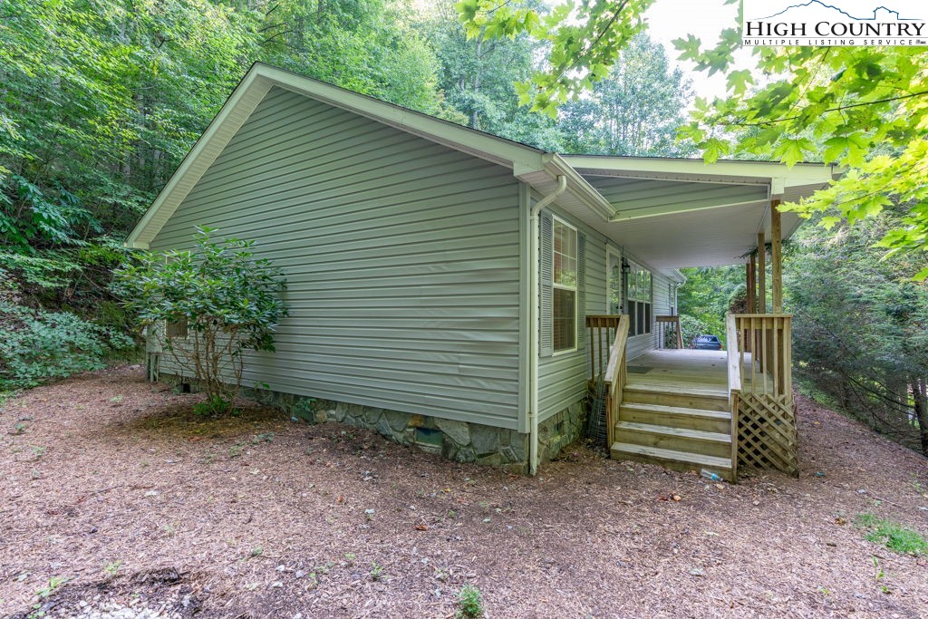 1207 Laurel Branch Road Vilas, NC 28692 - Photo 5 of 35 Gallery Image 5