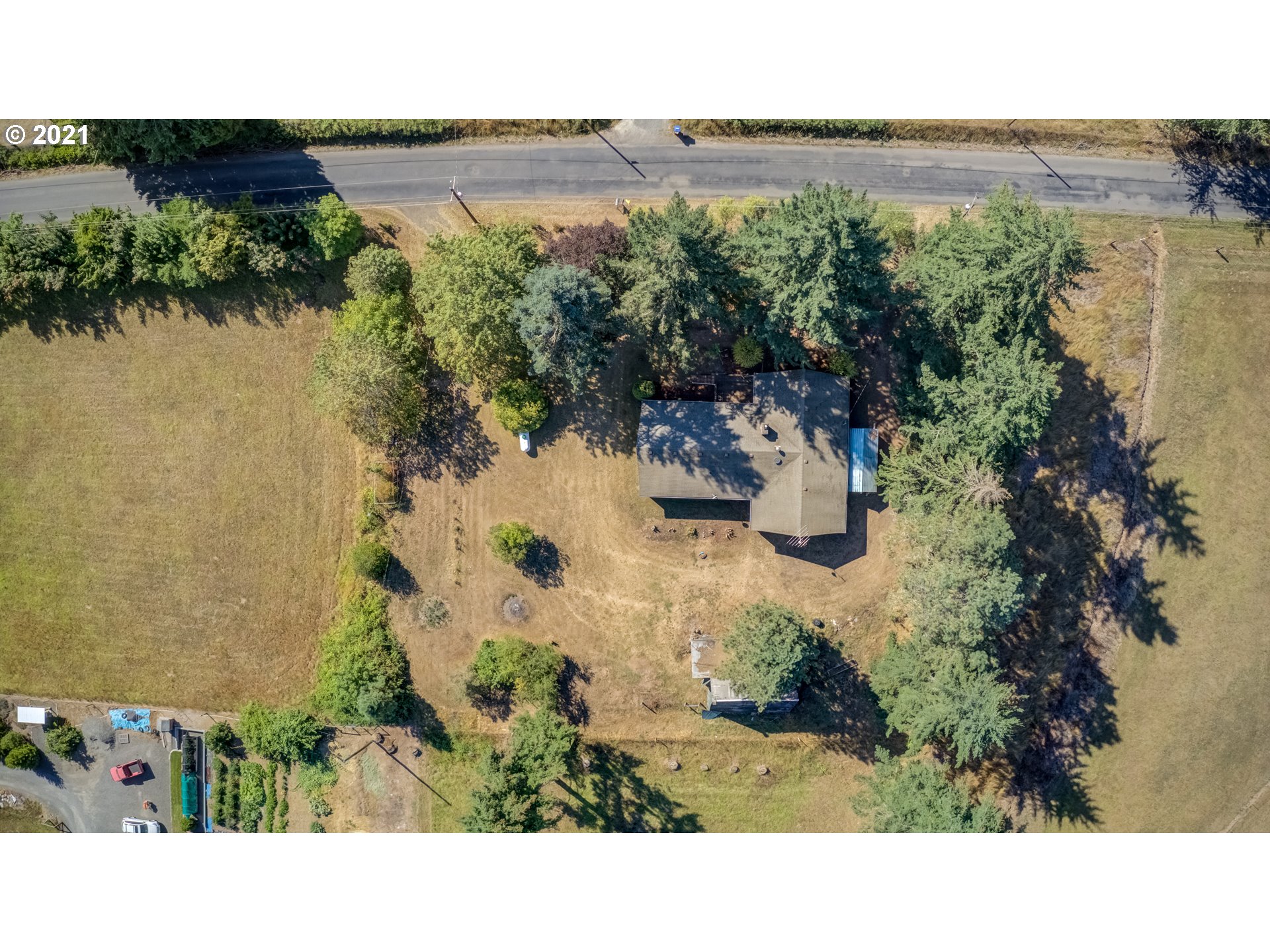 35835 Southeast Colorado Road Sandy, OR 97055 - Photo 8 of 32 Gallery Image 8