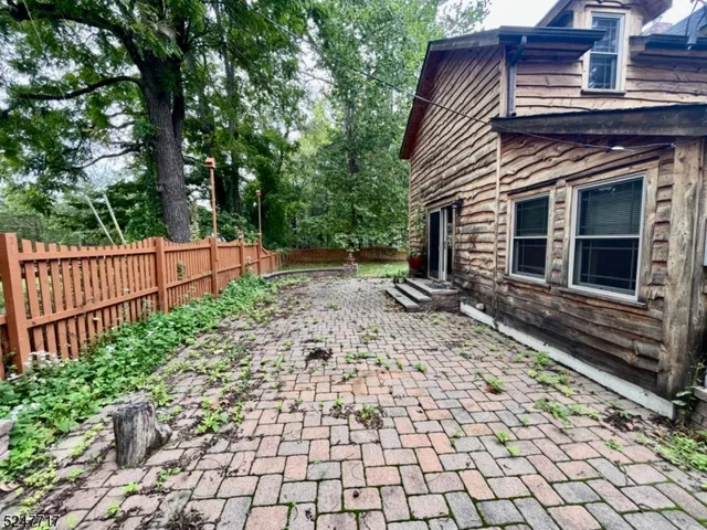 a view of a room with a dry trees