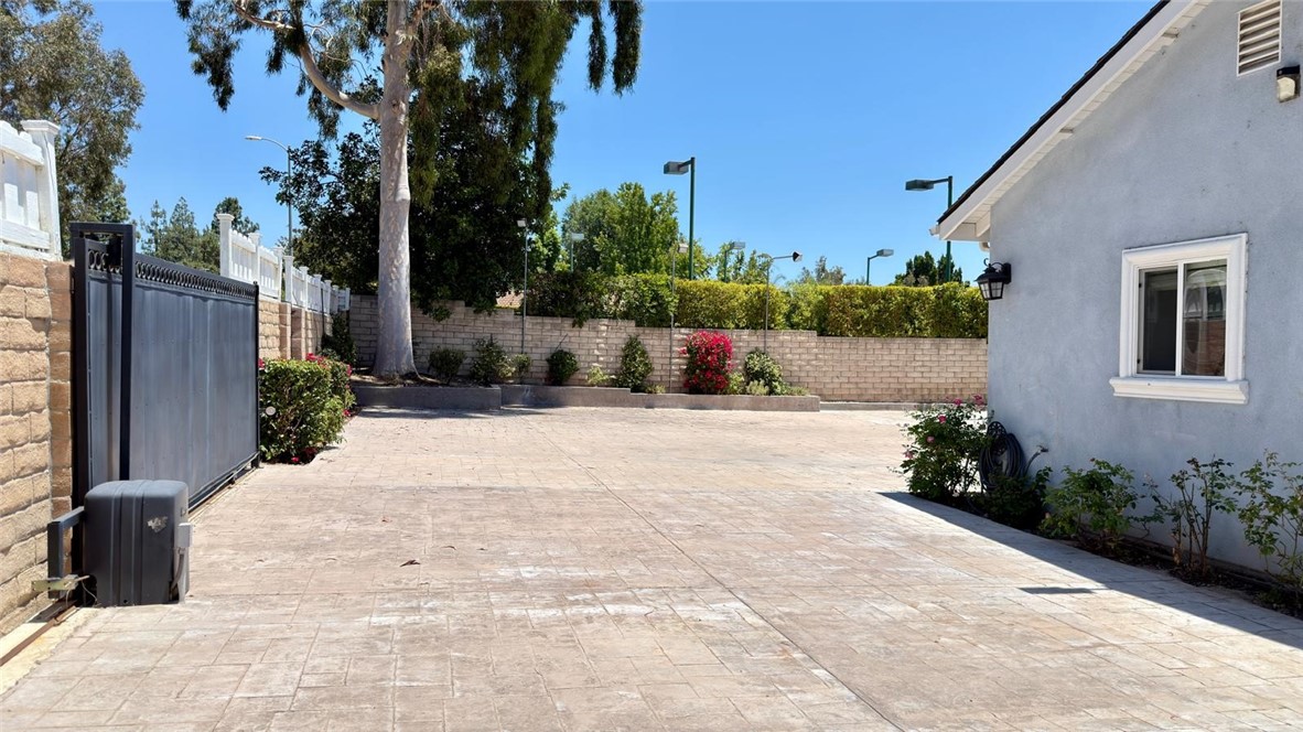 21224 West Rinaldi Chatsworth, CA 91311 - Photo 54 of 72