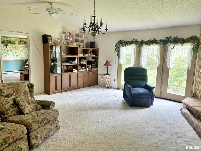 $264,900 | 27 Grasty Road, Golconda, IL 62938