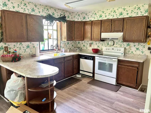 $264,900 | 27 Grasty Road, Golconda, IL 62938