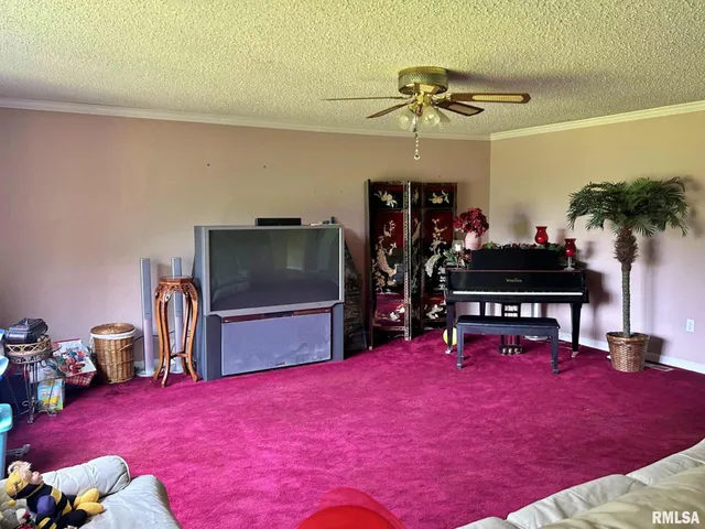 $264,900 | 27 Grasty Road, Golconda, IL 62938