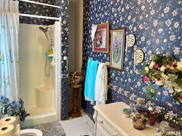 $264,900 | 27 Grasty Road, Golconda, IL 62938