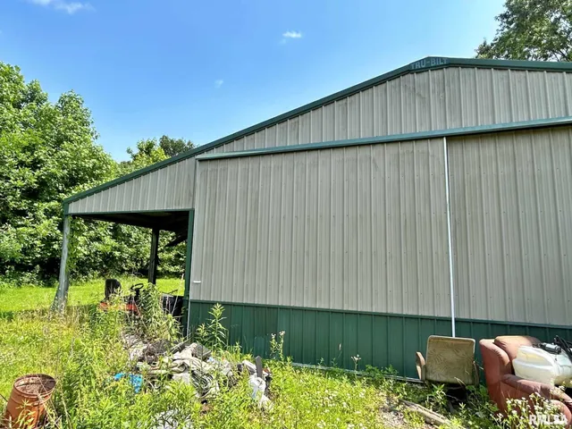 $264,900 | 27 Grasty Road, Golconda, IL 62938