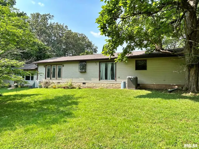 $264,900 | 27 Grasty Road, Golconda, IL 62938