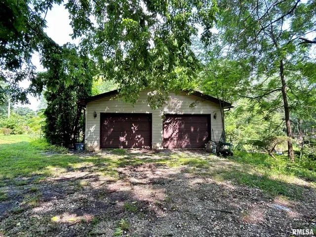 $264,900 | 27 Grasty Road, Golconda, IL 62938