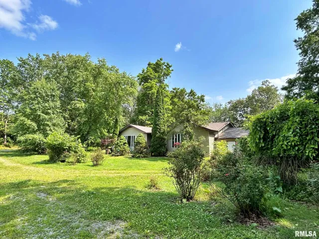 $264,900 | 27 Grasty Road, Golconda, IL 62938