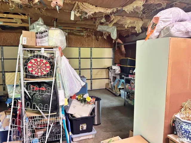 $264,900 | 27 Grasty Road, Golconda, IL 62938