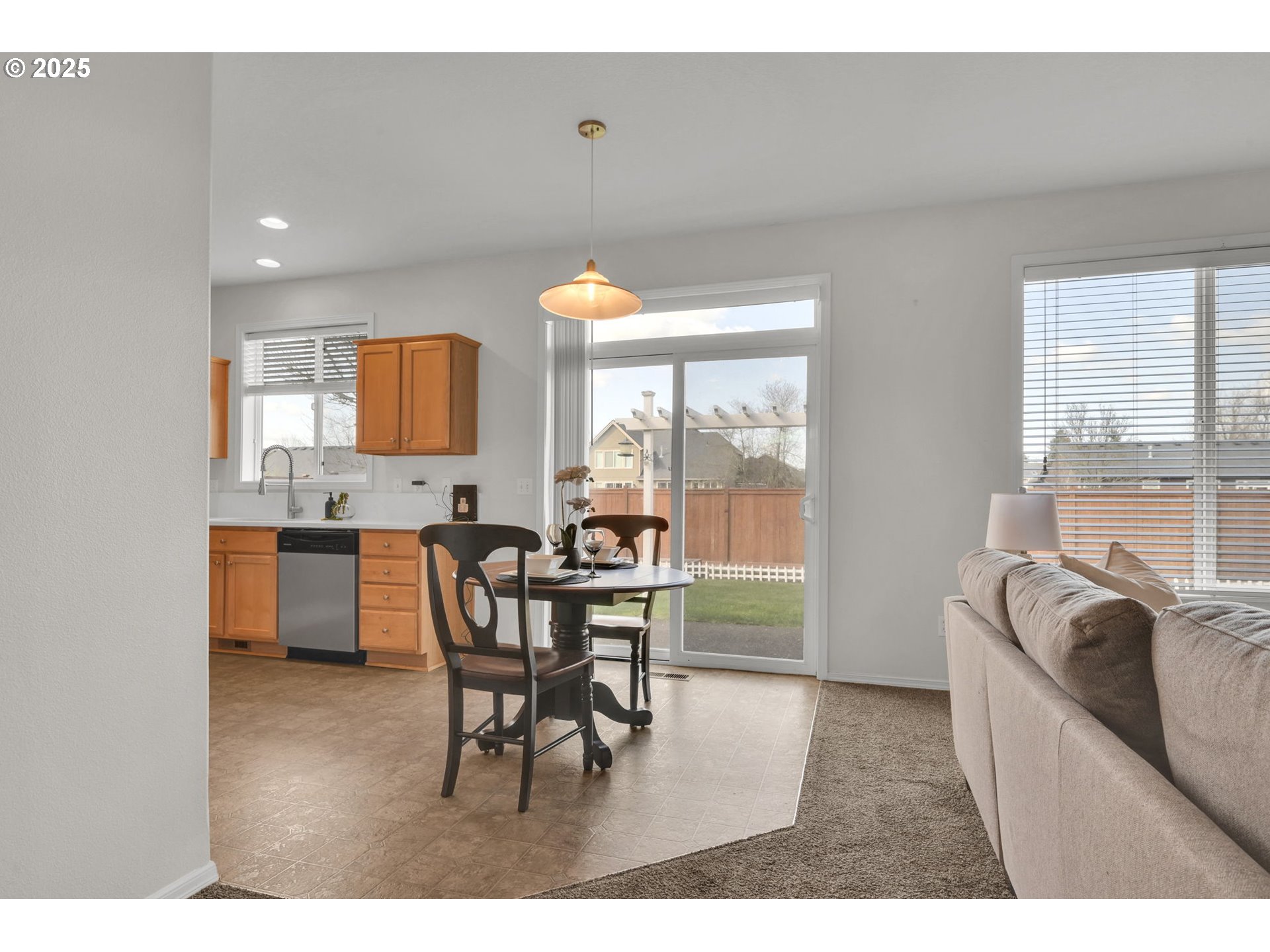 4875 Stagecoach Road Eugene, OR 97402 - Photo 14 of 38